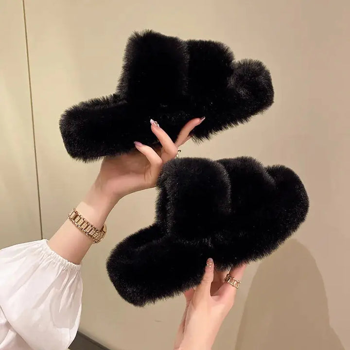 Aurora® Fluffy Winter Slippers